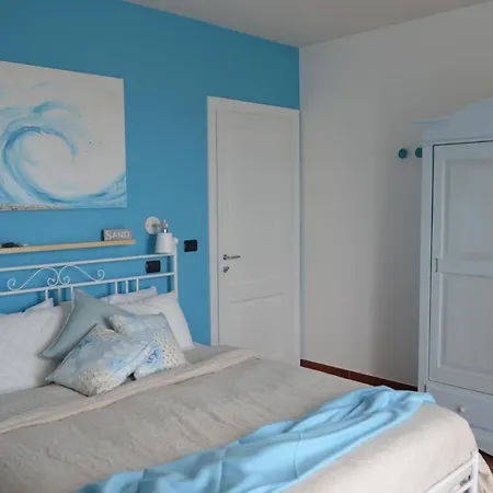 Gaia E Levante 3* Piazza (Genoa)