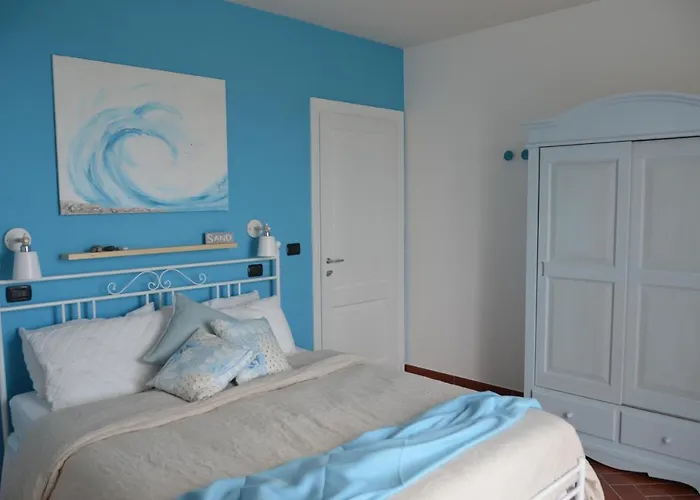 Gaia E Levante 3* Piazza (Genoa)