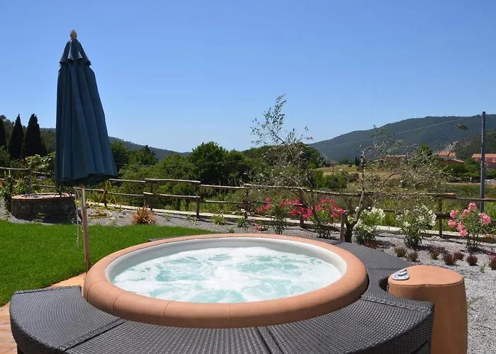 Gaia E Levante Piazza (Genoa)